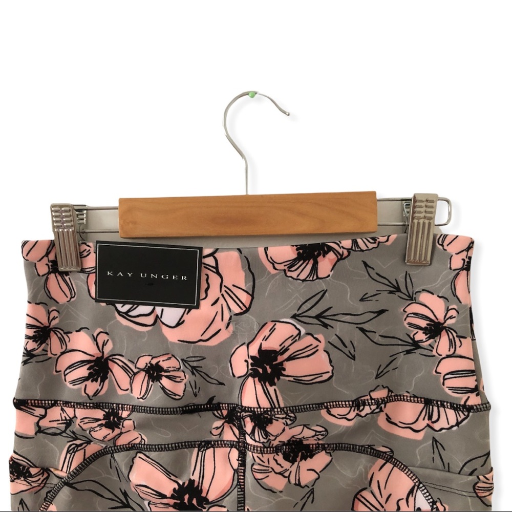 KAY UNGER Pink & Gray Floral Athletic Leggings 7/8 Length, Pockets & Ankle Mesh - Picture 7 of 16